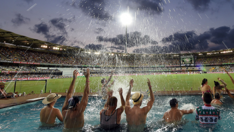 Brisbane Hotel and Ticket – Tour BHT6